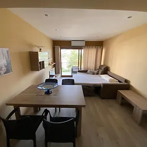 https://apartamento-vista-mar-410.balearic-islands.net