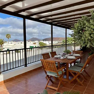 https://villa-lava.in-canary-islands.com